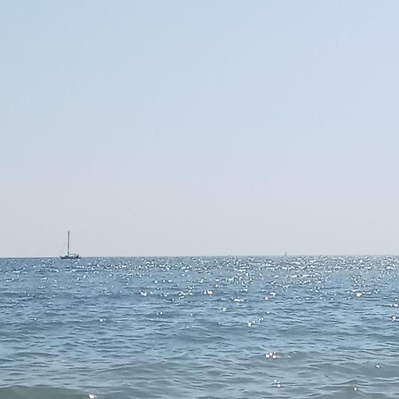 Apartament Attico Girasole Lido di Ostia Zewnętrze zdjęcie