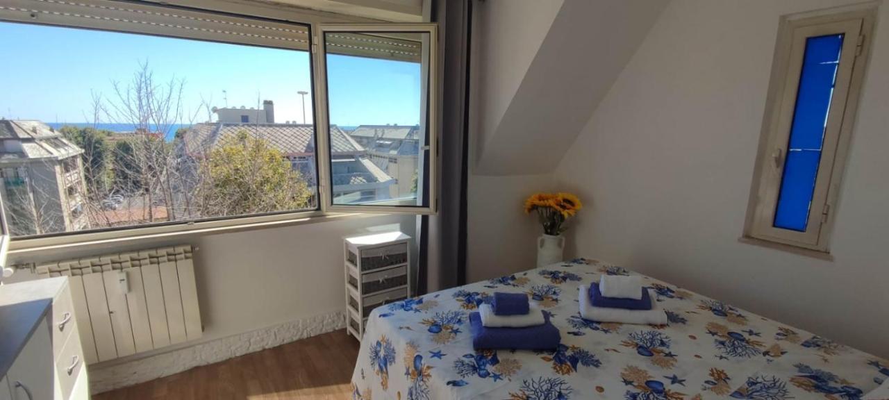 Apartament Attico Girasole Lido di Ostia Zewnętrze zdjęcie